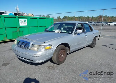 2001 Ford Crown Victoria z USA, uszkodzony, nr VIN 2FAFP73W31X121323